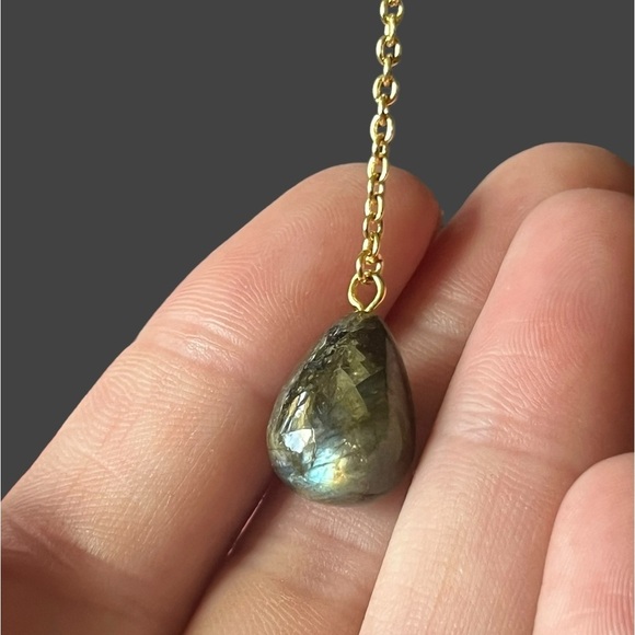 Labradorite Lariat Gold Necklace - Picture 3 of 4